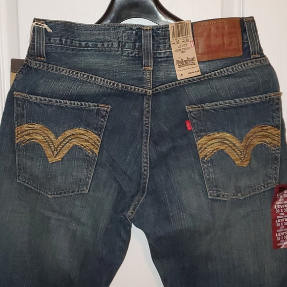BNWT Levi Denim - Picture 2 of 2